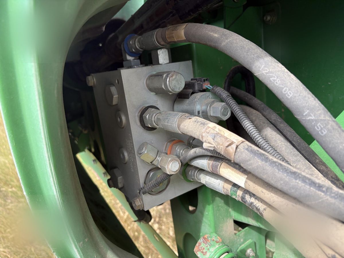 Жатка John Deere 635D 2010 б/у из США — фото 22