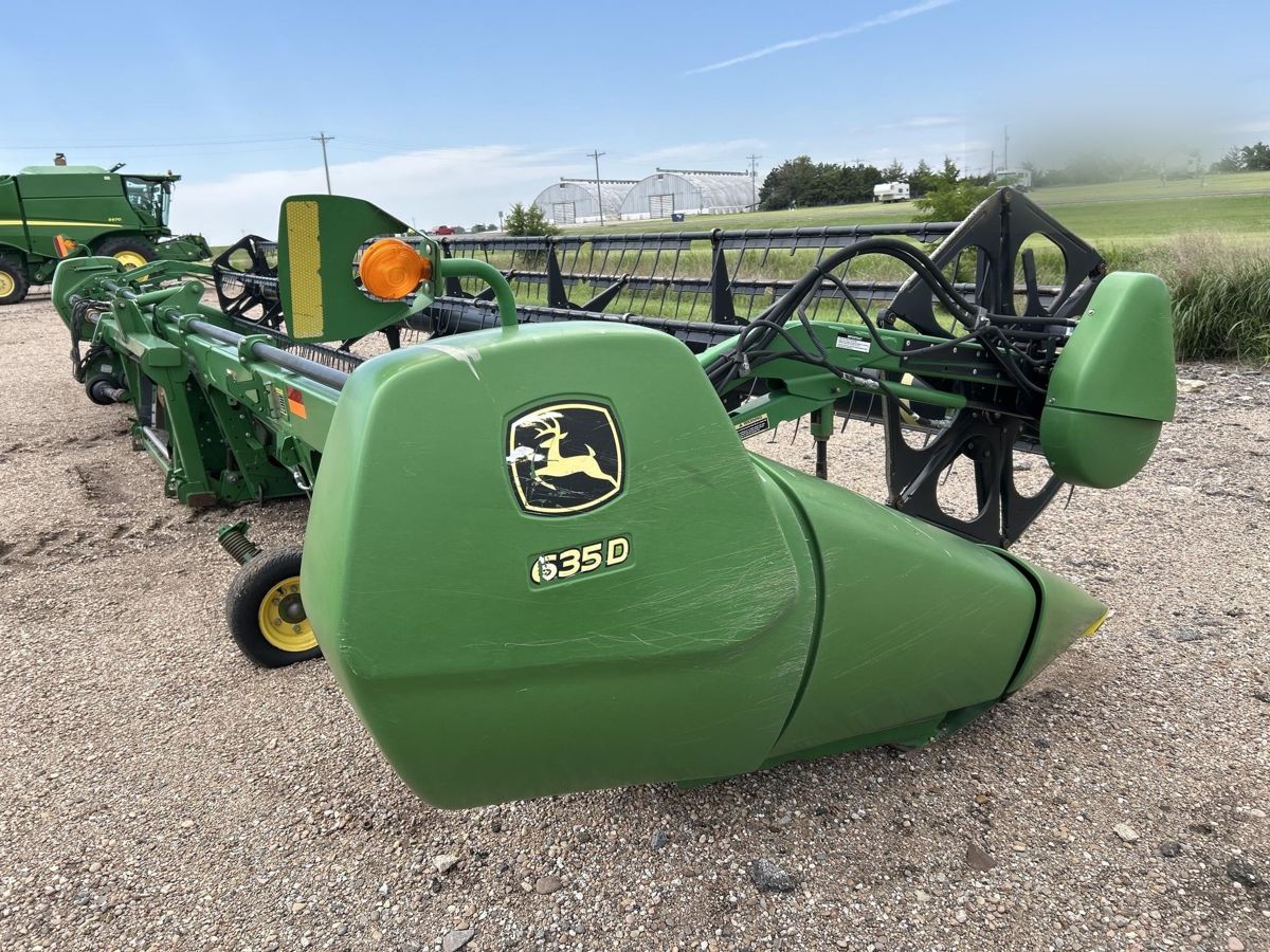 Жатка John Deere 635D 2011 б/у из США — фото 3