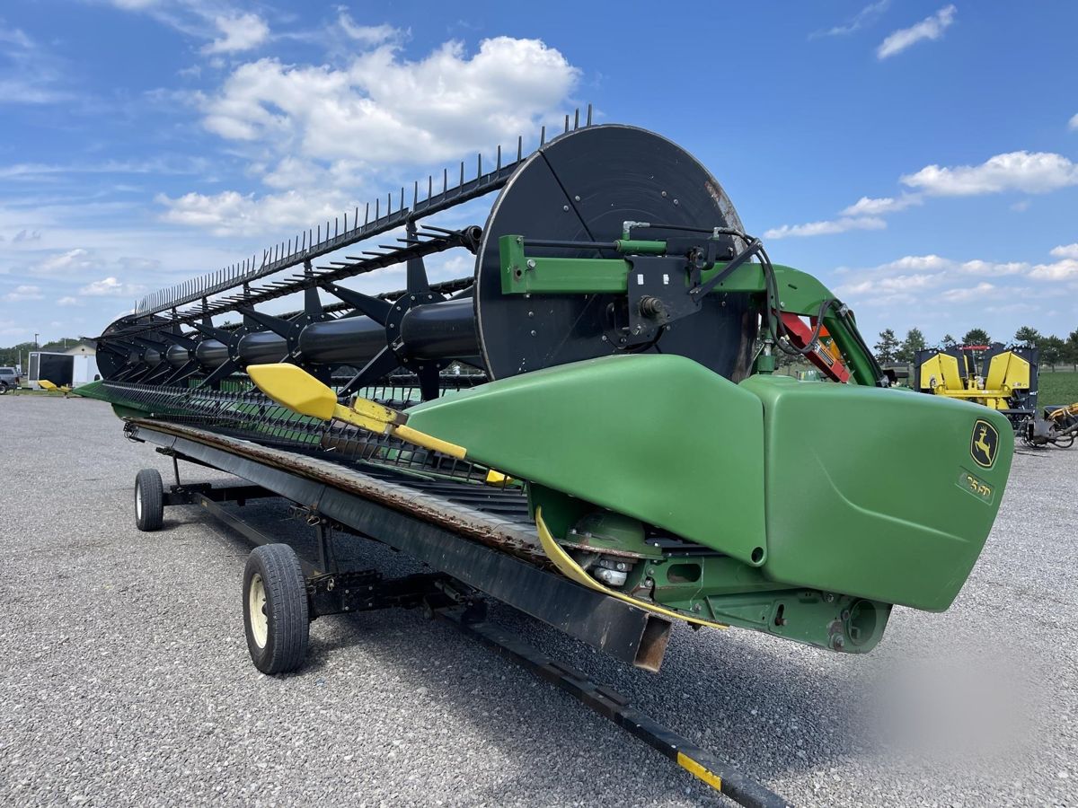 Жатка John Deere 635FD 2015 б/у из США — фото 1