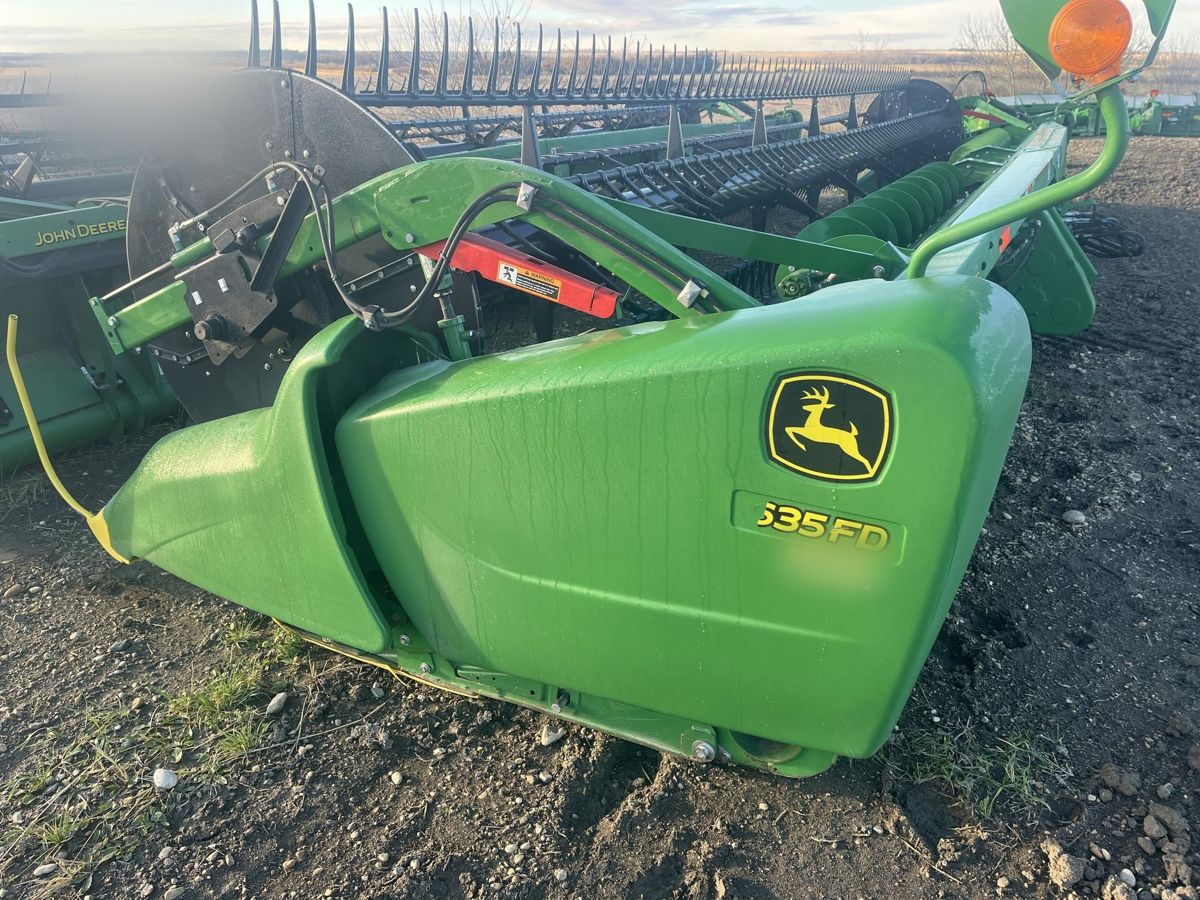 Жатка John Deere 635FD 2017 б/у из США — фото 2