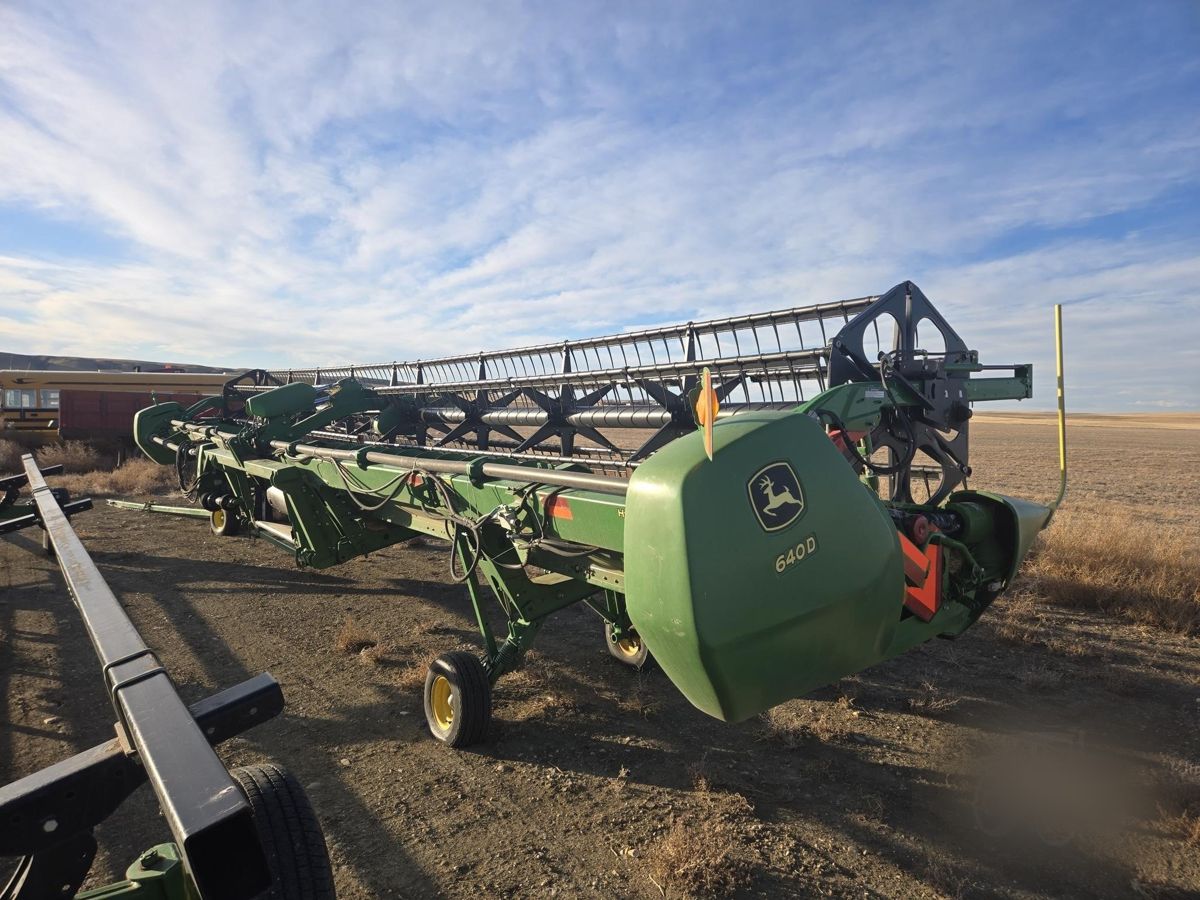Жатка John Deere 640D 2015 б/у зі США — фото 2
