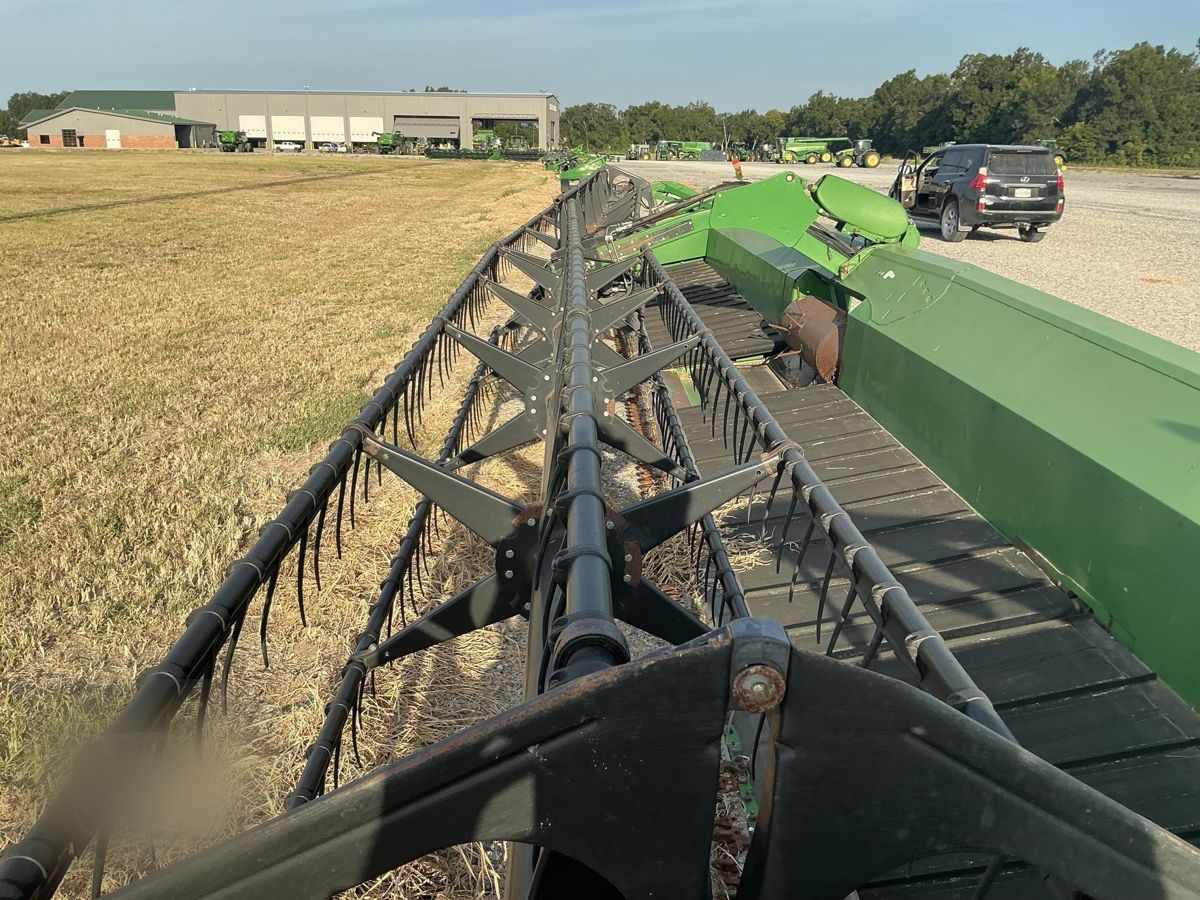 Жатка John Deere 640FD 2012 б/у из США — фото 12