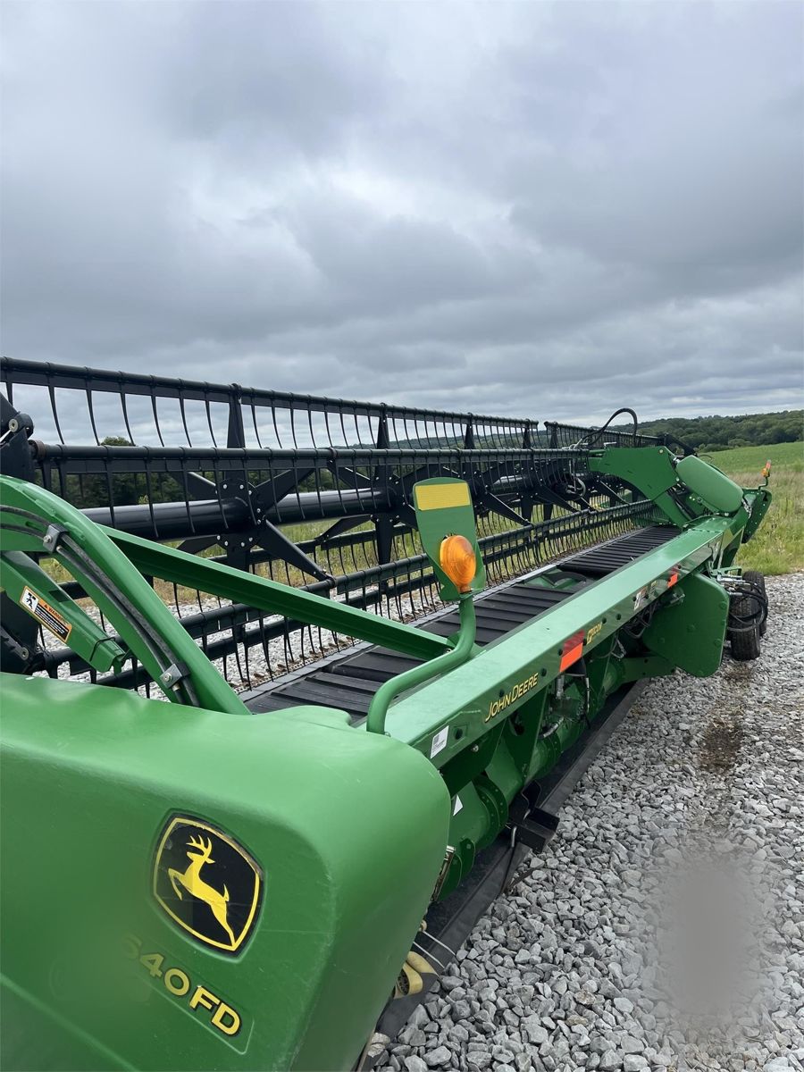 Жатка John Deere 640FD 2013 б/у из США — фото 1