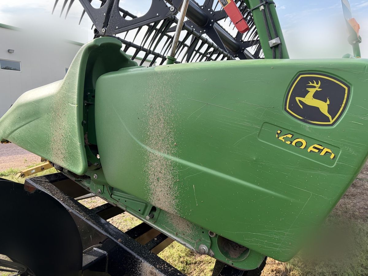 Жатка John Deere 640FD 2017 б/у из США — фото 1