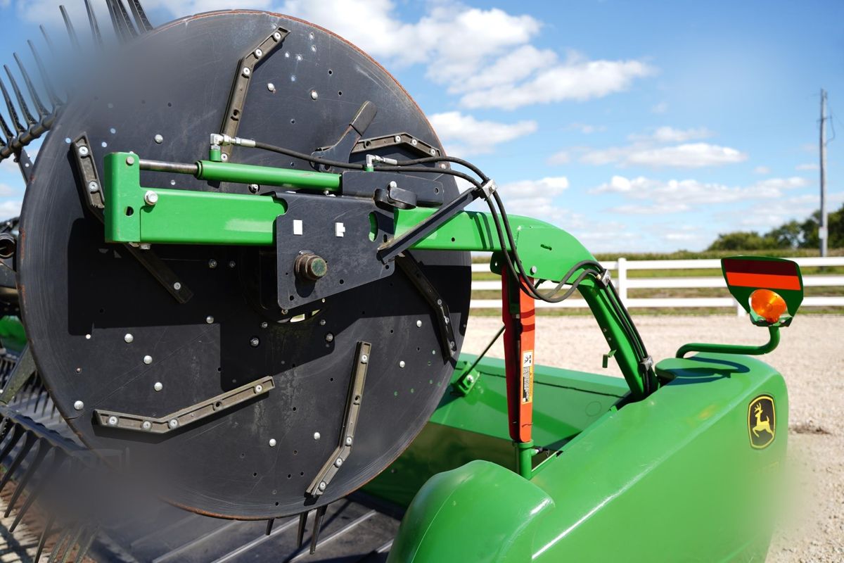 Жатка John Deere 645FD 2018 б/у из США — фото 18