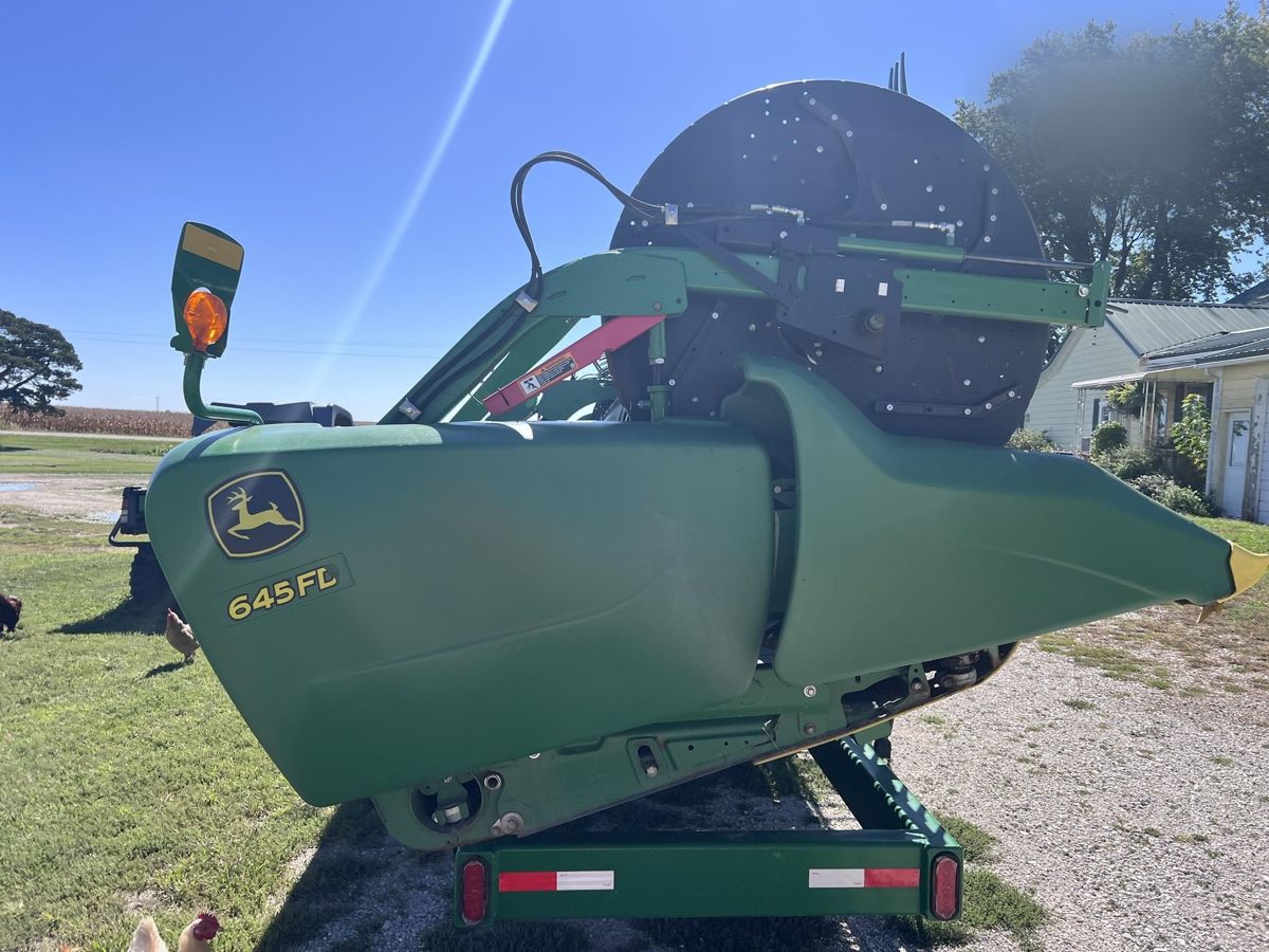 Жатка John Deere 645FD 2018 б/у из США — фото 1