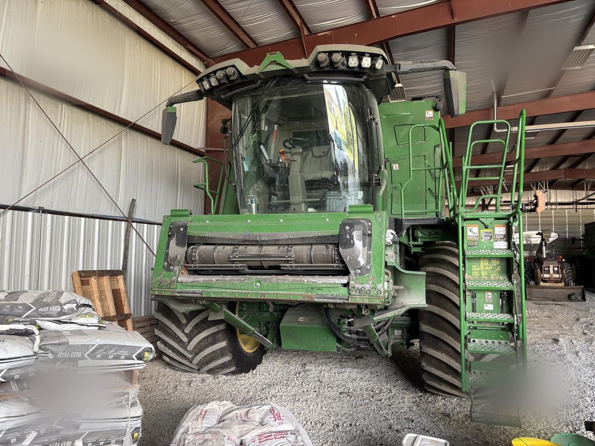 Комбайн John Deere X9 1000 2022 б/у из США — фото 1