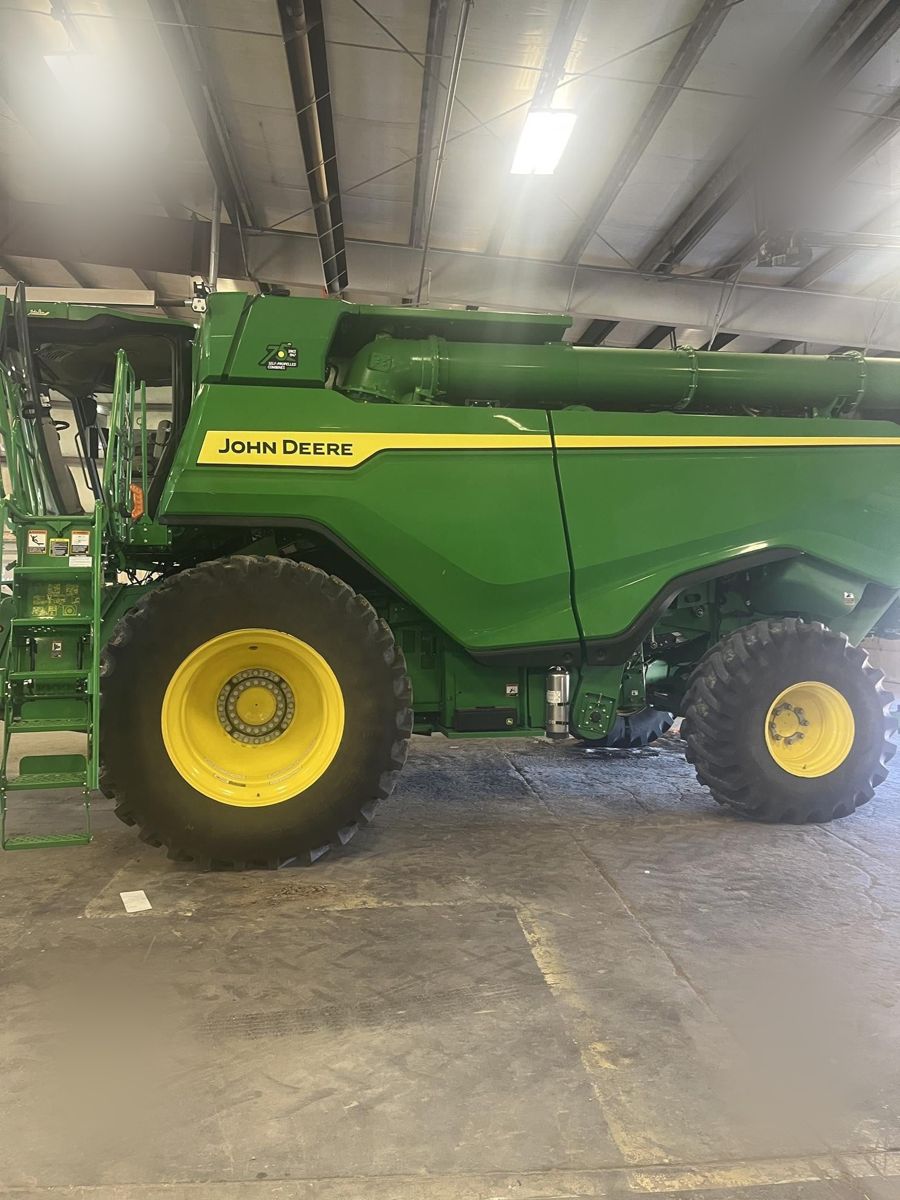 Комбайн John Deere X9 1000 2022 б/у из США — фото 1