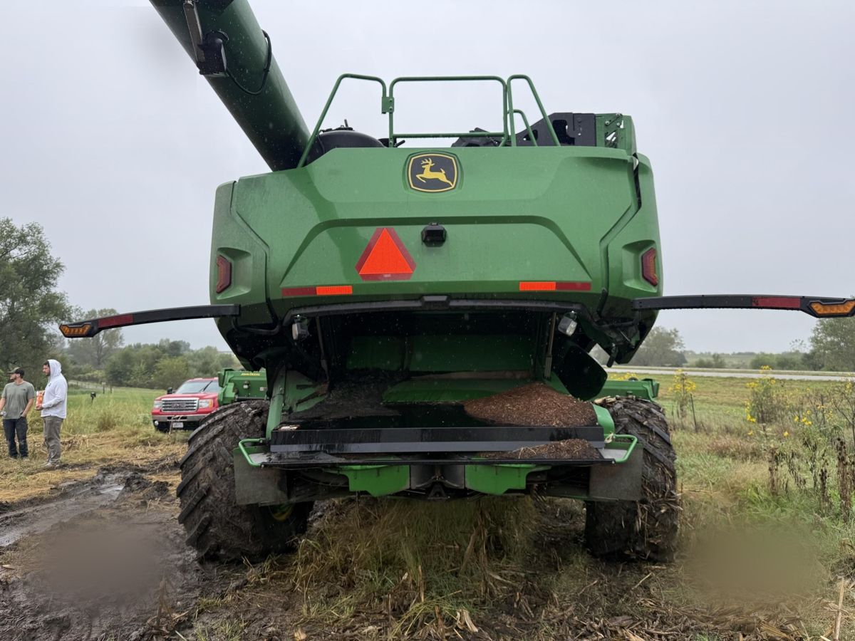 Комбайн John Deere X9 1100 2022 б/у из США — фото 8