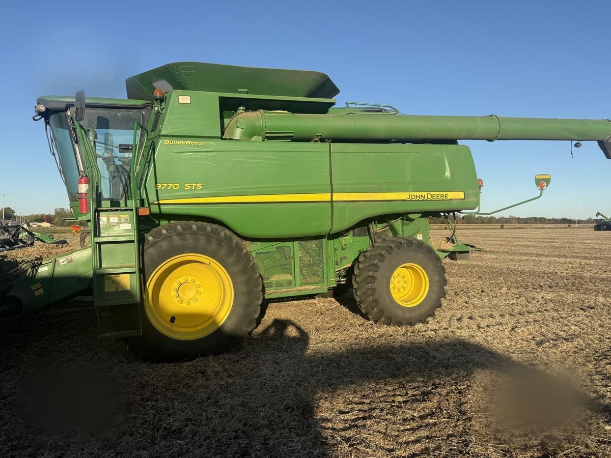 Комбайн John Deere 9770 STS 2010 б/у из США — фото 2